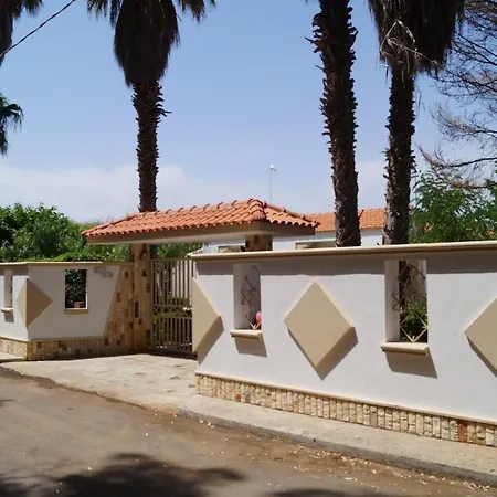 Ines * Sant Isidoro (Apulia)