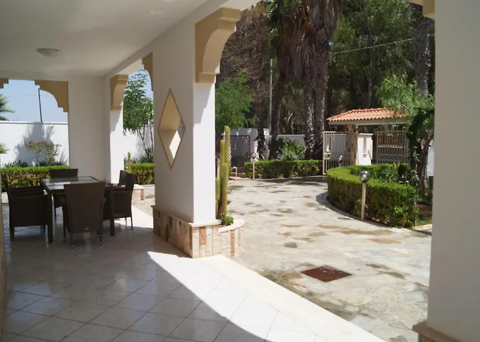 Ines Sant Isidoro (Apulia)