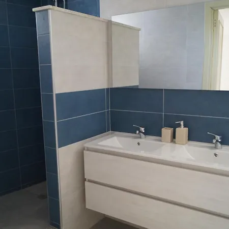 Ines Dom wakacyjny Sant Isidoro (Apulia)