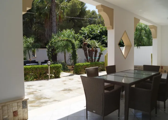 Ines סנט'איזידורו